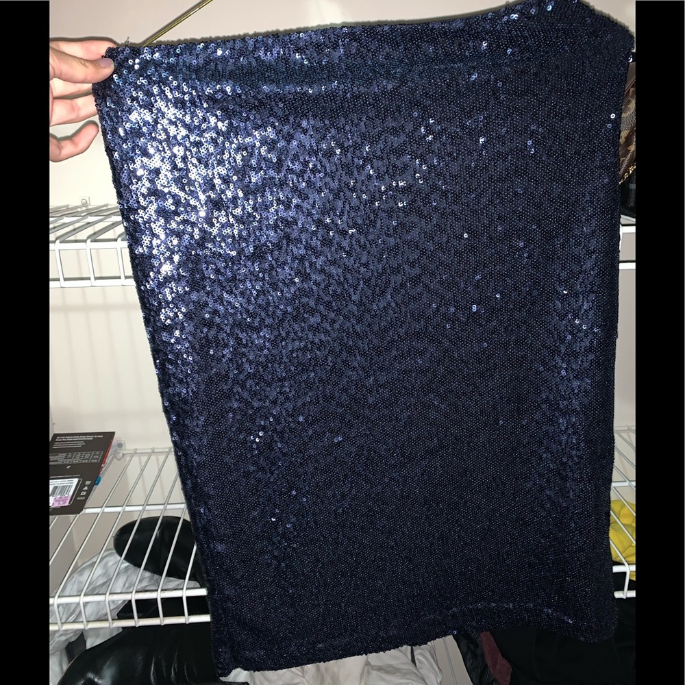 Sequins pencil skirt